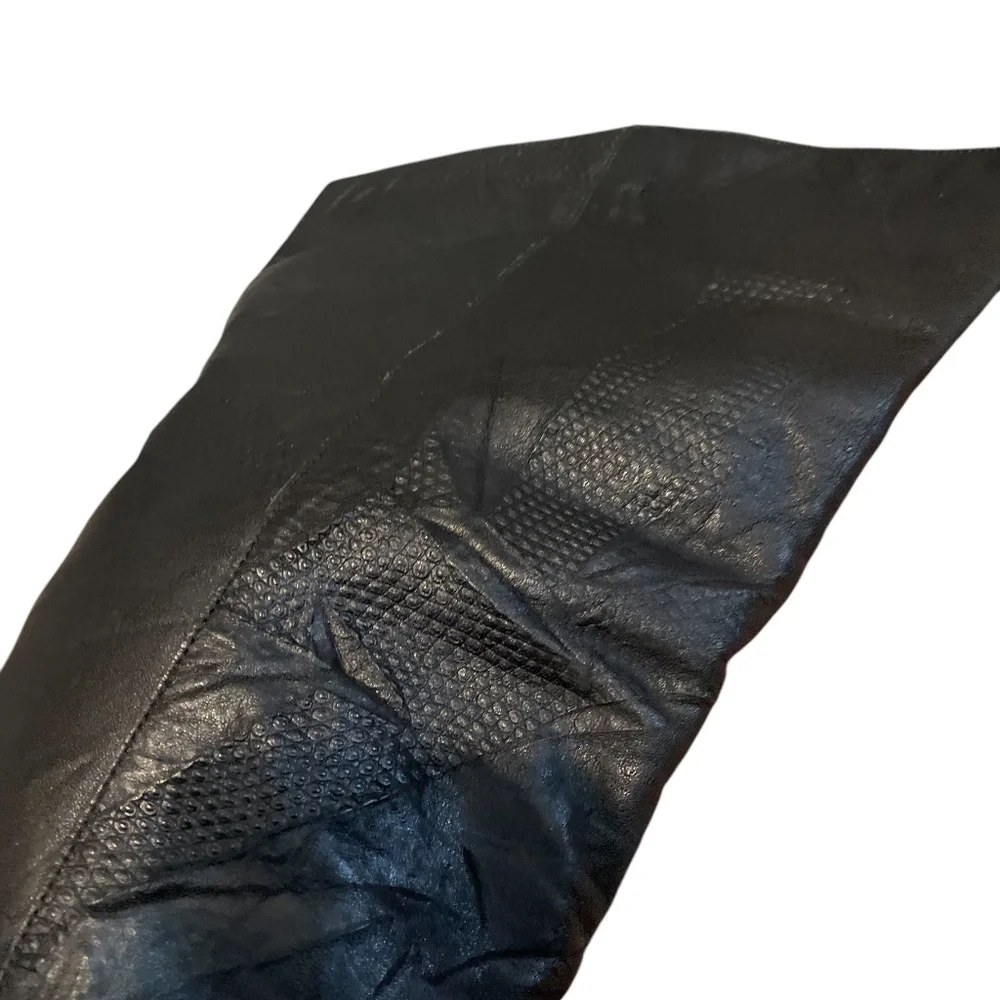 Duchess smooth leather